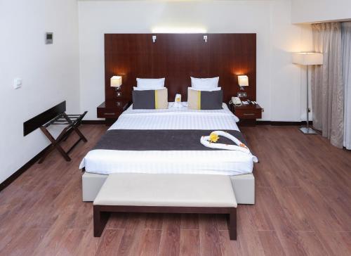 Aavri Hotel - image 11