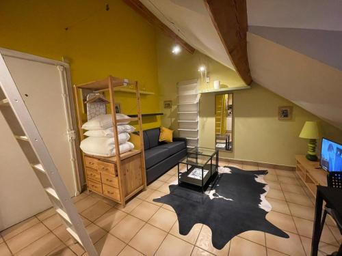 Montmartre Sacré Cœur - Appartement Martyrs, Париж