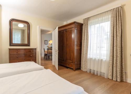 Two-Bedroom Apartment image 6