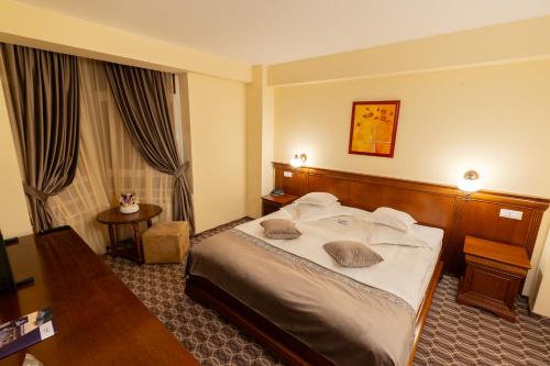 Hotel Dorna Room Type - Standard Double Room