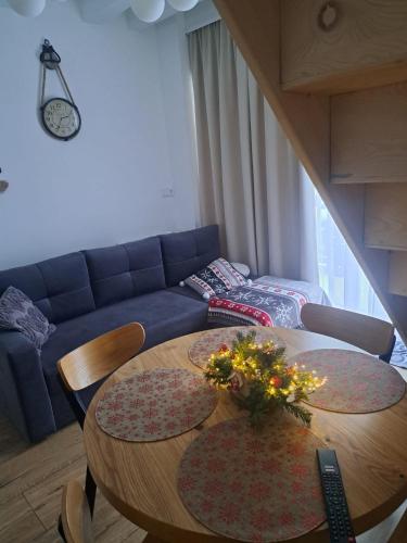 One-Bedroom Apartment image 10
