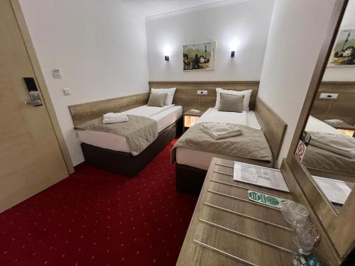 Deluxe Twin Room room in Hotel Nacional Free Parking