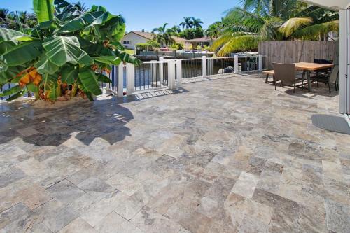 The Watermans Retreat- 3 bedroom waterfront unit in Fort Lauderdale, USA