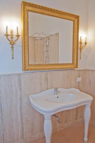 Bathroom, Villa Strampelli in Monte Migliore-la Selvotta