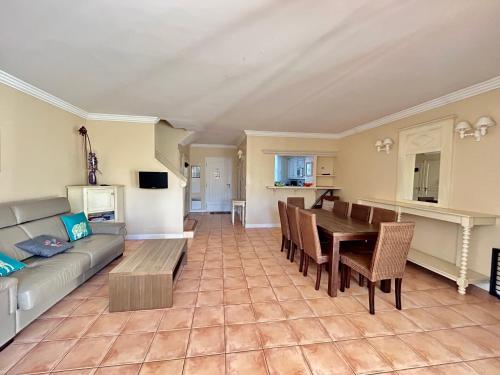 Les Restanques 21 pins 7pers Les Restanques 21 pins 7pers