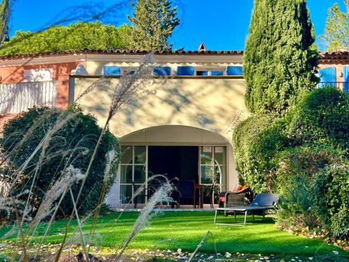 Les Restanques 21 pins 7pers Les Restanques 21 pins 7pers