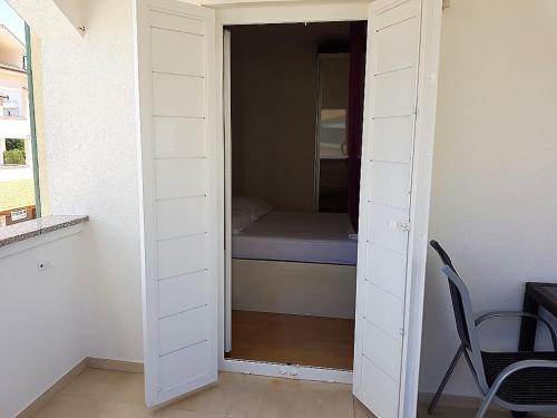 Apartment image 10