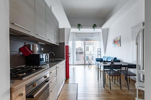 GuestHost - Florence Statuto Bright and Modern Apartment, Florence (photo 6)