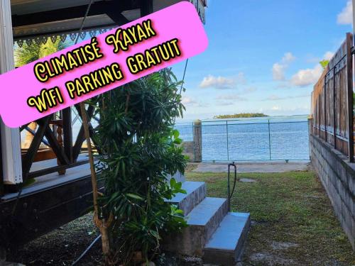 . FARE Miti en bord de mer Fare Tepua Lodge