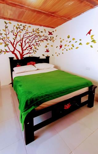 1 double bed, 1 futon bed