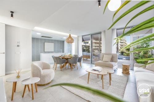 ViVi Homes - Alessio Pool, Sauna, Spa, Gym & Beach, Estepona (Foto 5)