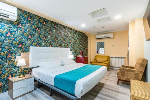 Superior Double Room image 8