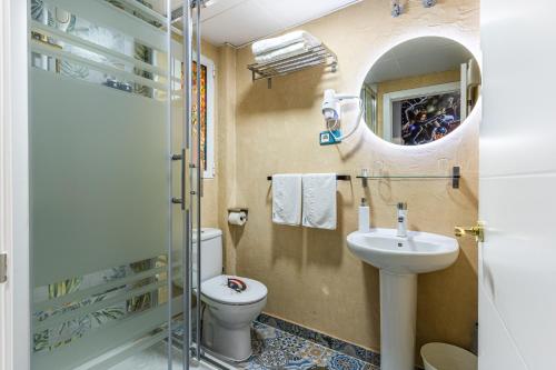 Triple Room image 1