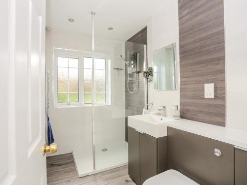 A szálláshely kívülről, Neaudd Wen in Red Wharf Bay