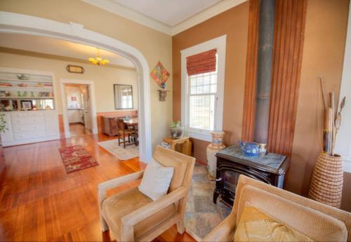 Mesquite Creek Farmhouse in New Braunfels, USA