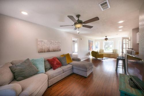 the Gratitude Haus in New Braunfels, USA