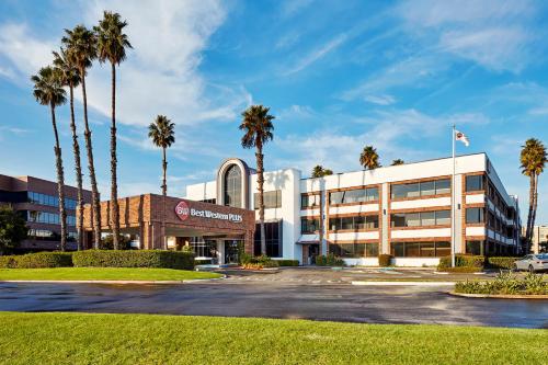 Best Western Plus Meridian Inn & Suites Anaheim-Orange - image 7