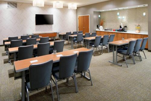 SpringHill Suites Houston NASA/Webster - main image