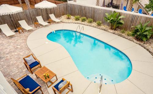 Blue Jay By AvantStay Spectacular Destin Oasis w Pool Walking Distance to Beach