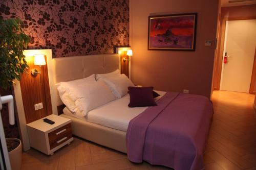 Standard Double Room with Balcony and Sea View