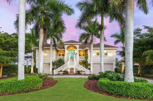 Tropical Pool Paradise - Minutes from the Beach Venice