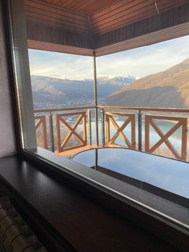 Kilátás, Hotel Ananuri in Ananuri