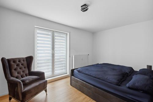 Eindrucksvolle Zwei-Zimmer-Wohnung mit Balkon und großer Küche, Lipsk (zdjęcie 8)