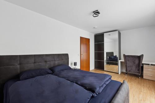 Eindrucksvolle Zwei-Zimmer-Wohnung mit Balkon und großer Küche, Lipsk (zdjęcie 7)