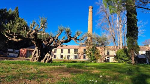 L'Usine en Provence - Location saisonnière - Salernes