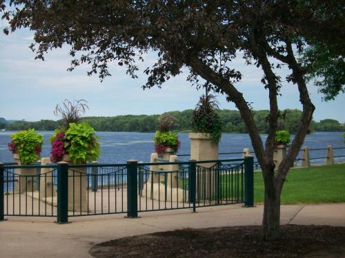 Radisson Hotel La Crosse - image 23