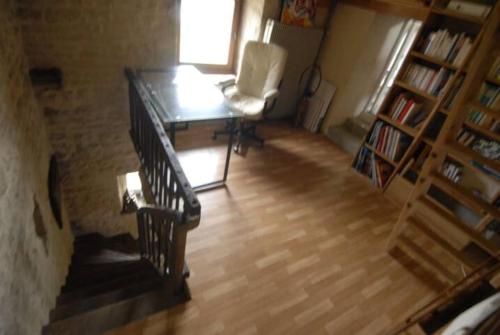 FERME FAMILIALE DANS UN VILLAGE BOURGUIGNON 12 pl 3 nuits minimum in 塞納河畔艾塞