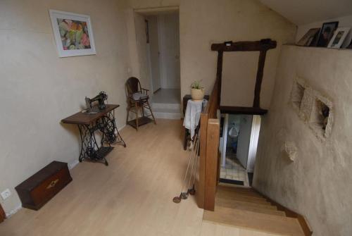 FERME FAMILIALE DANS UN VILLAGE BOURGUIGNON 12 pl 3 nuits minimum in 塞納河畔艾塞