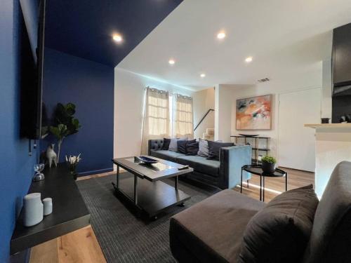 Trendy 2BR Near Hollywood Hotspots - BR9, Los Angeles (fotografie 6)