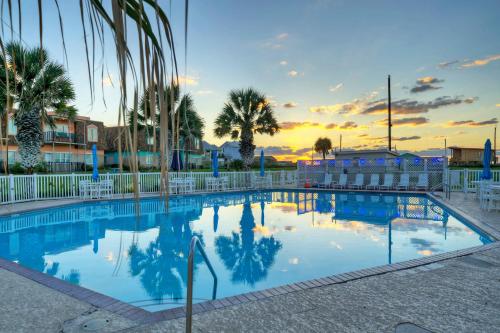 Blue Water Bliss by AvantStay Boardwalk to Beach