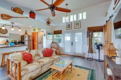 Inviting Aiea Apartment with Balcony, Grill and Views! photo 2