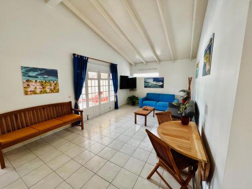 Facilities, Louer la Villa Turquoise Avec Piscine Privee in Baie-Mahault