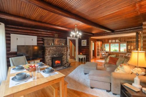 . Secluded Wisconsin Cottage with Nearby Lake Access