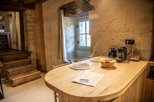 ห้องครัว, Châteauneuf Suites (Chateauneuf Suites) in ปูยี-ออง-โอซัว