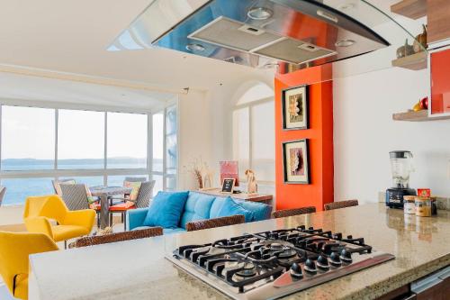 Apartment with Sea View image 7