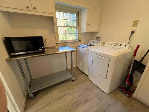 Arabi's Cozy & Quiet Getaway in اشبارن