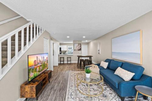 Cozy Townhouse - Gym Pool Golf Fast WiFi 2B2B detail