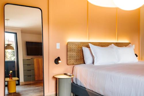 The Somos Flats Central Poblado