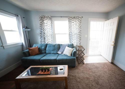 Cozy Comfort Minutes From Downtown Klamath Falls