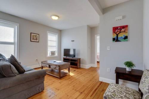 NEW! Boston Entire House Near MBTA, 3 Mi to Fenway!