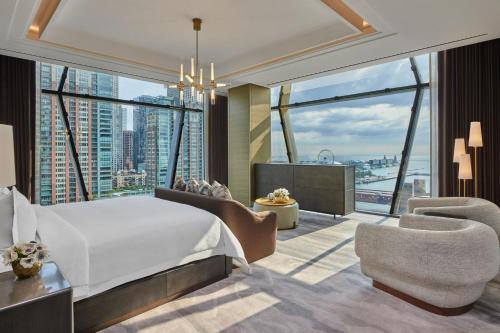 The St. Regis Chicago – khách sạn tại Loop