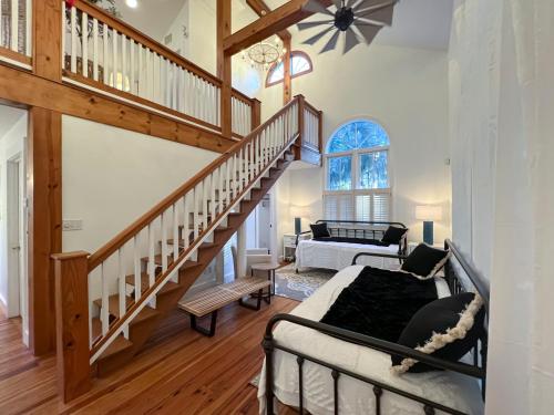 Cabana Madrid - Port Royal Luxury Rental Close Proximity to Parris Island and The Sands Beach in Port Royal