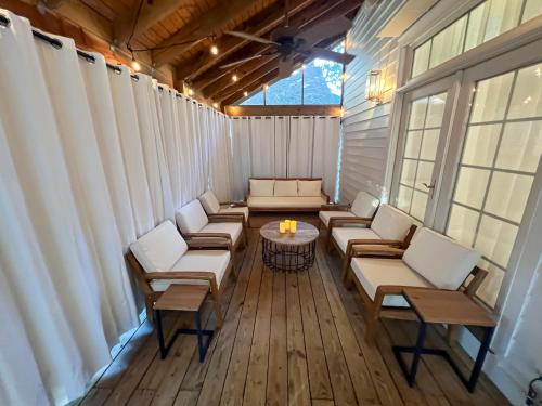 Cabana Madrid - Port Royal Luxury Rental Close Proximity to Parris Island and The Sands Beach in Port Royal