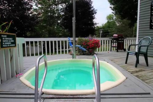 White Mountains Getaway with amazing views! - image 2