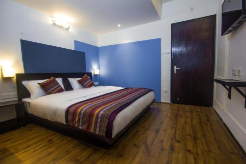 Bumblebee Bed & Breakfast - image 5