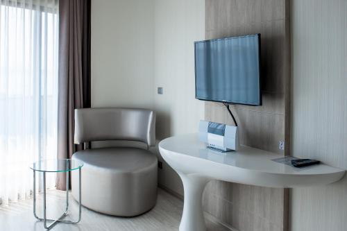 Pattaya Discovery Beach Hotel Room Type - Deluxe Double Room - Chic Tower